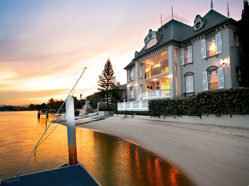 31 Buccaneer Court, Paradise Waters QLD 4217