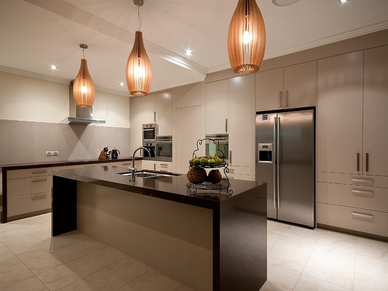 14 Midgera Street, Ashmore QLD 4214