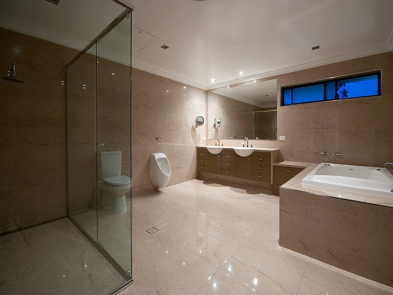 14 Midgera Street, Ashmore QLD 4214