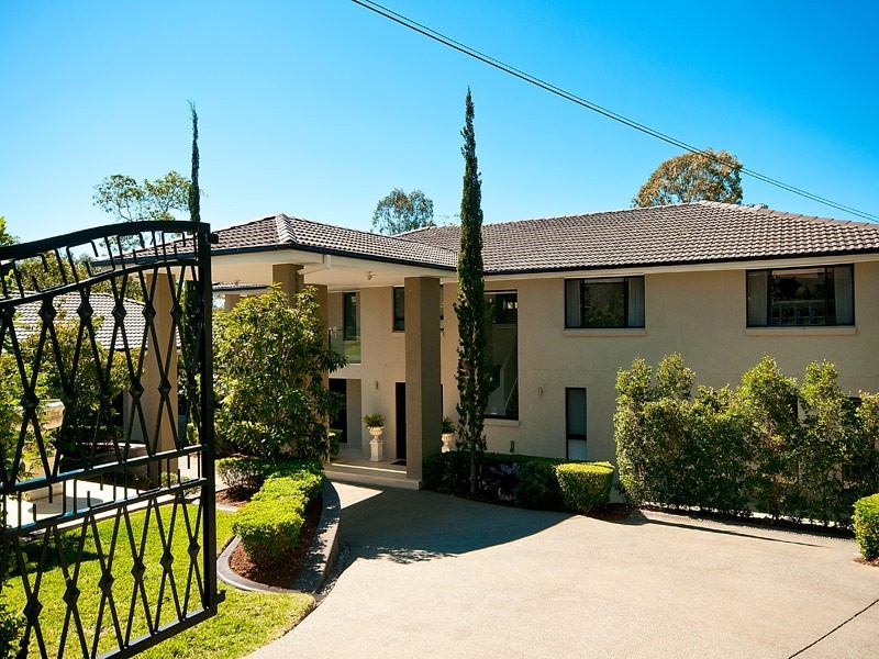 14 Midgera Street, Ashmore QLD 4214