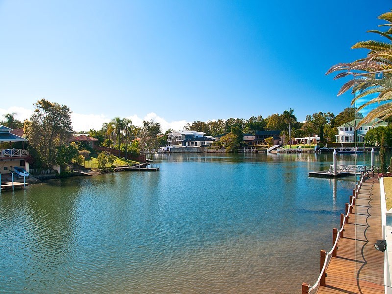 10 Kookaburra Court, Sorrento QLD 4217