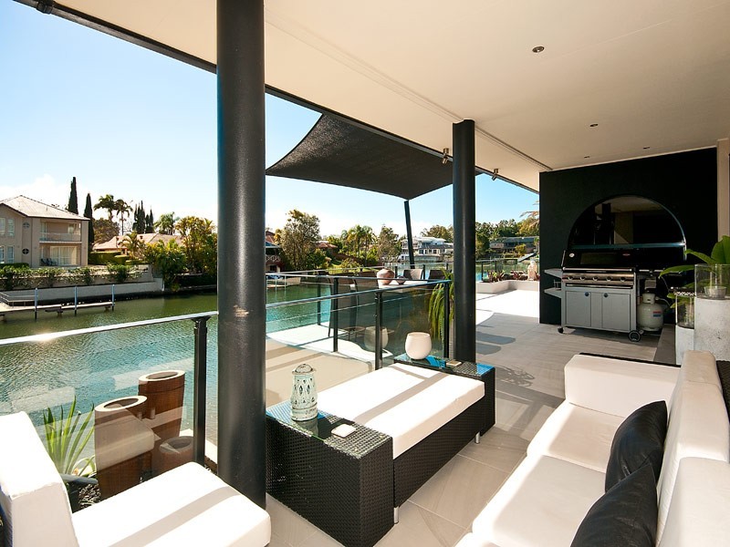 10 Kookaburra Court, Sorrento QLD 4217