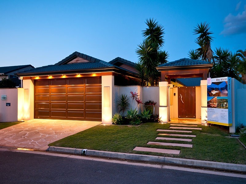 10 Kookaburra Court, Sorrento QLD 4217