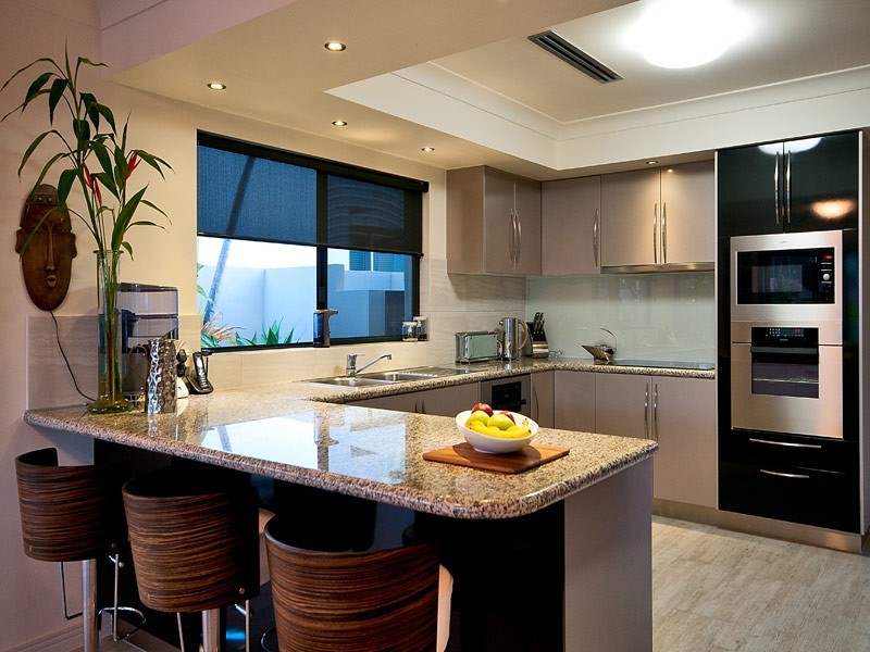 10 Kookaburra Court, Sorrento QLD 4217