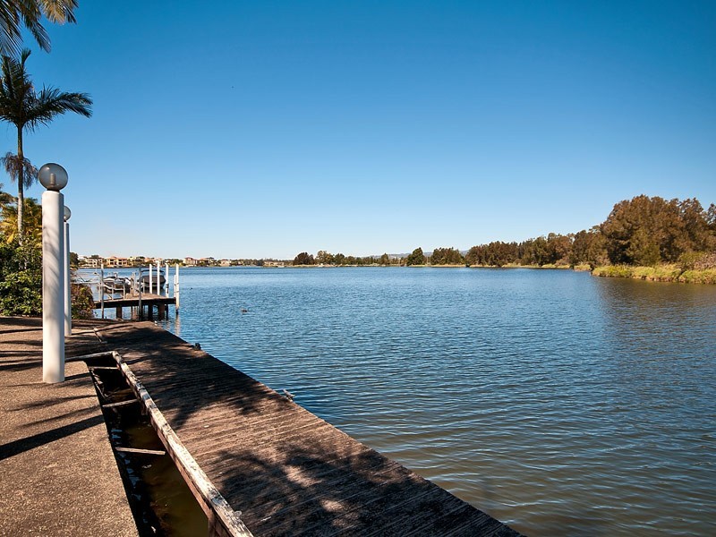 2 St Martin Place, Clear Island Waters QLD 4226