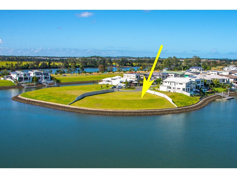 53 and 55 Harbourvue Court, Helensvale QLD 4212