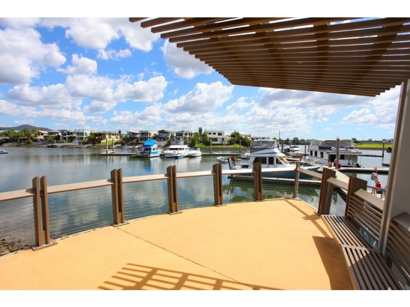 53 and 55 Harbourvue Court, Helensvale QLD 4212