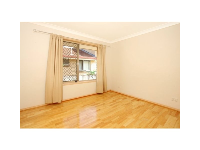 2/15 William Street, Southport QLD 4215