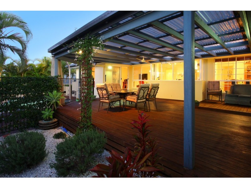 108 Glen Eagles Drive, Robina QLD 4226