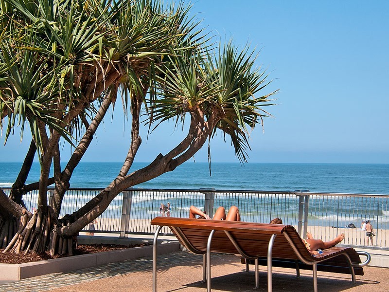 2501 ‘Longbeach’ 28 Northcliffe Terrace, Surfers Paradise QLD 4217