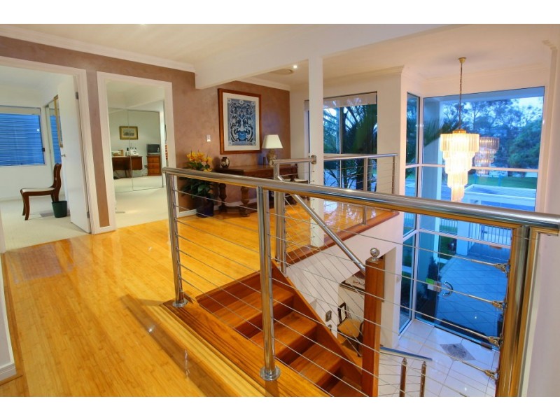 176 Monaco Street, Broadbeach Waters QLD 4218