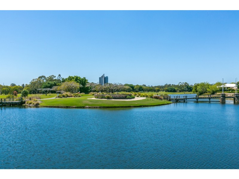 844 Legend Trail, Robina QLD 4226