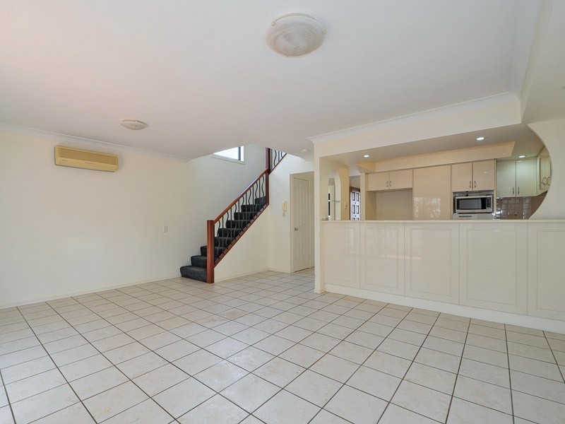 1001/2214 Gold Coast Highway, Mermaid Waters QLD 4218