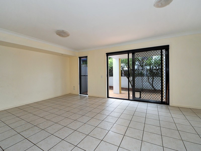 1001/2214 Gold Coast Highway, Mermaid Waters QLD 4218