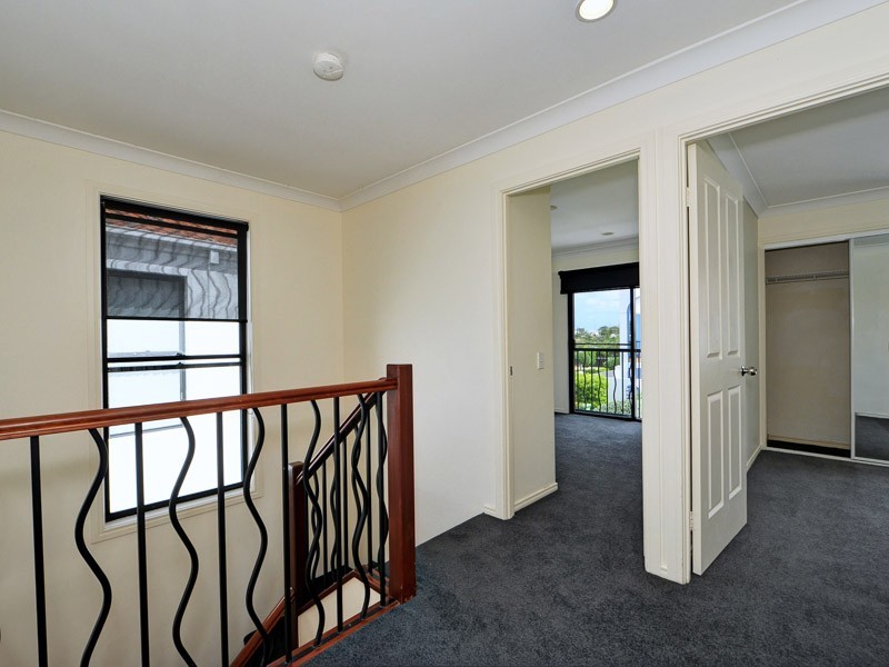 1001/2214 Gold Coast Highway, Mermaid Waters QLD 4218