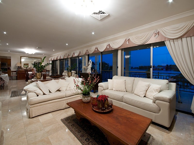 34 Kookaburra Court, Sorrento QLD 4217