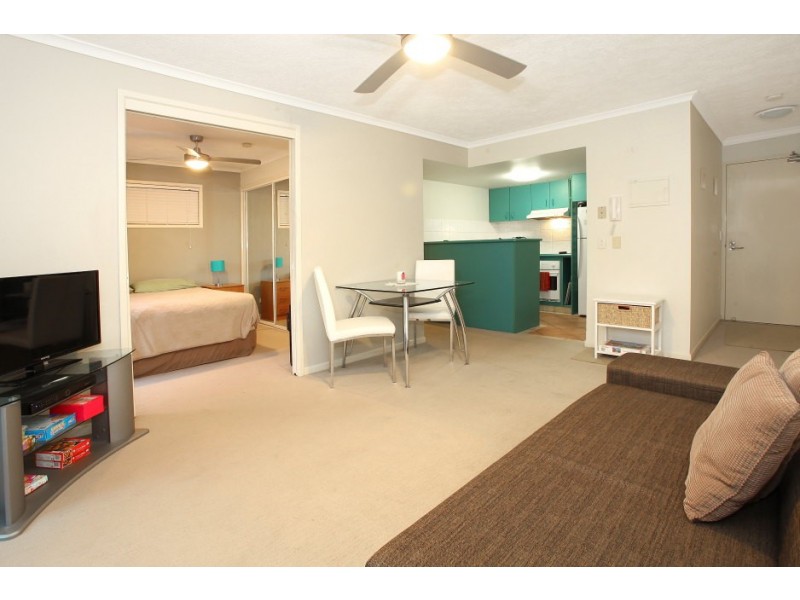 5/199 Surf Parade, Surfers Paradise QLD 4217