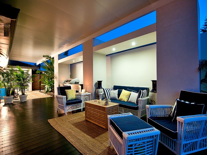 19 Platypus Avenue, Sorrento QLD 4217