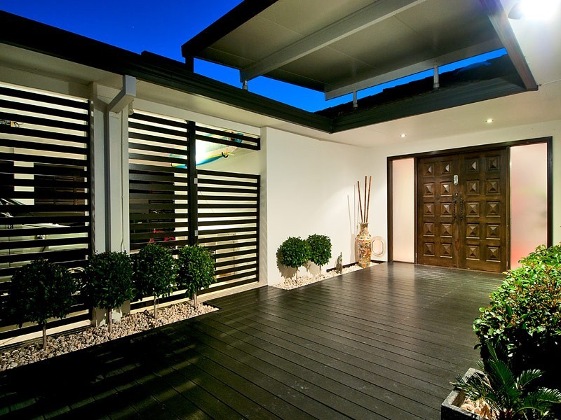 19 Platypus Avenue, Sorrento QLD 4217