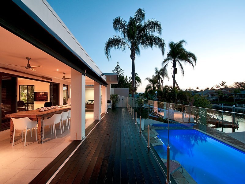 19 Platypus Avenue, Sorrento QLD 4217