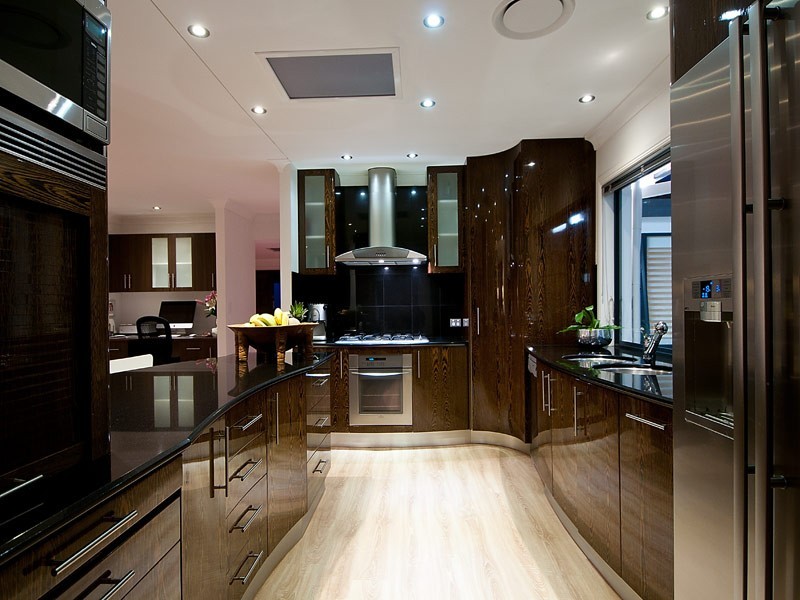 19 Platypus Avenue, Sorrento QLD 4217