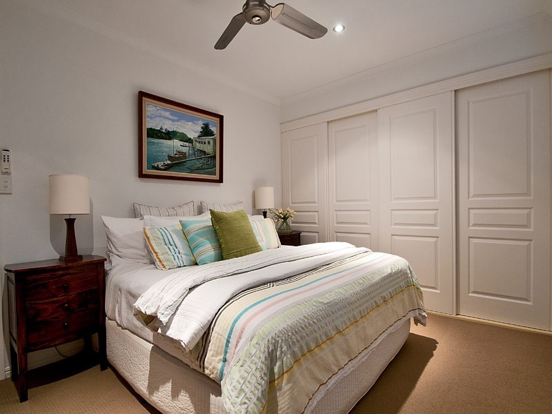 19 Platypus Avenue, Sorrento QLD 4217