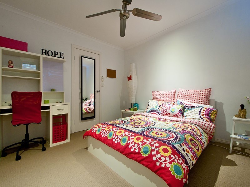 19 Platypus Avenue, Sorrento QLD 4217