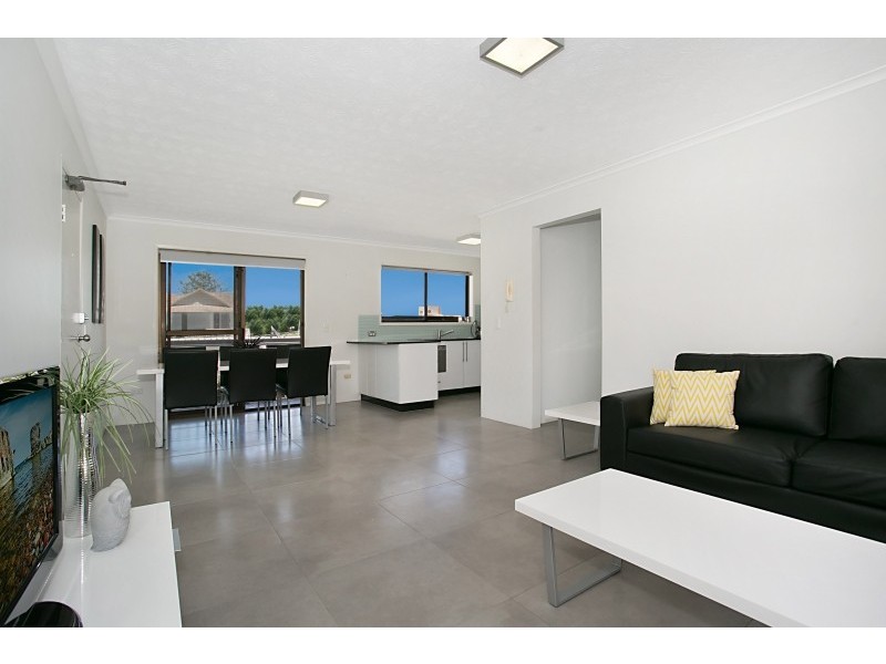 6 ‘Kona Court’ 23 Australia Avenue, Broadbeach QLD 4218