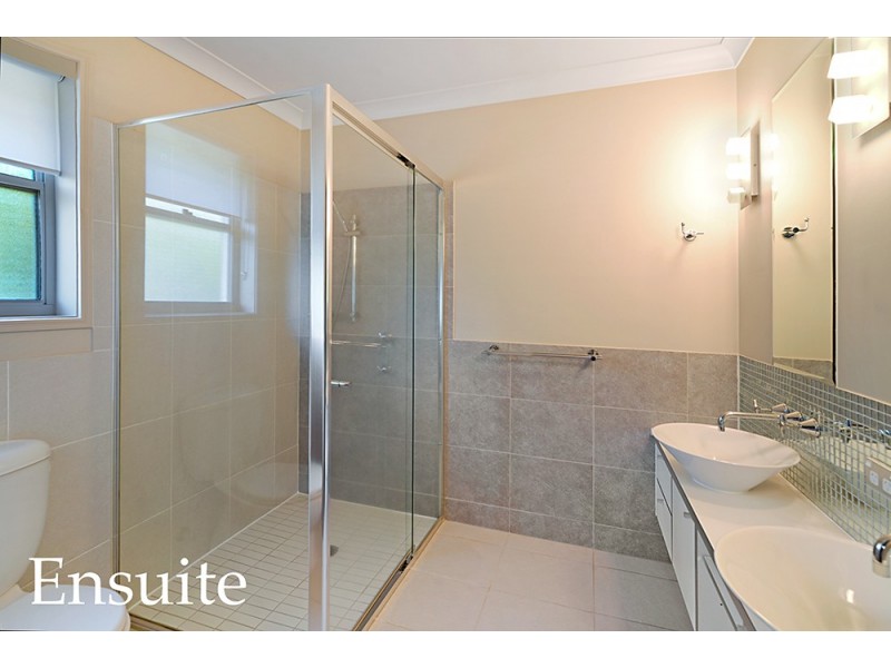 3310 Central Place, Carrara QLD 4211