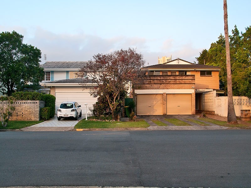 83-85 Stanhill Drive, Surfers Paradise QLD 4217