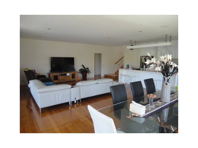 32 WillowTree Drv, Reedy Creek QLD 4227
