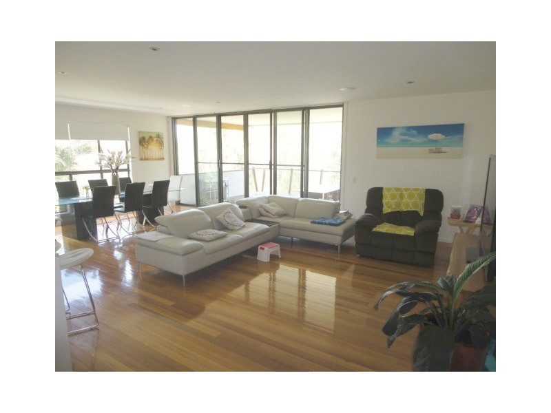 32 WillowTree Drv, Reedy Creek QLD 4227