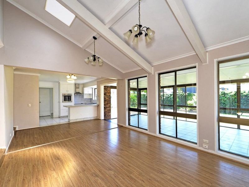 24 Hokitika Street, Broadbeach Waters QLD 4218