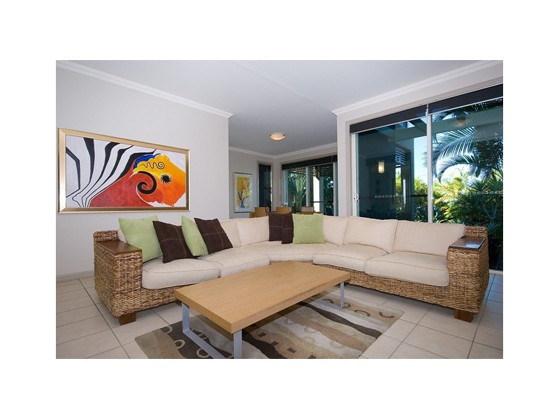 6114 ‘Badon Village’, Ross Street, Benowa QLD 4217