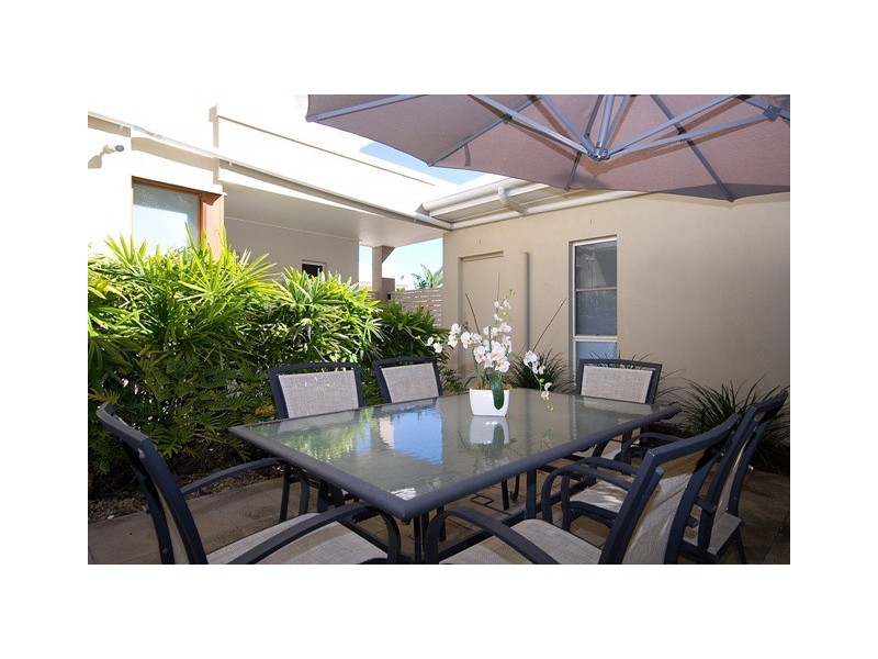 6114 ‘Badon Village’, Ross Street, Benowa QLD 4217