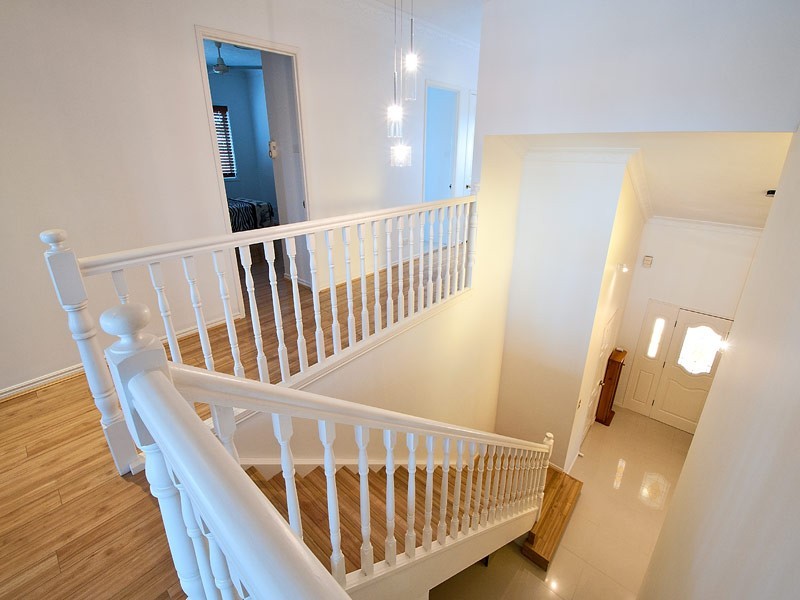 18 Kincardine Drive, Benowa Waters QLD 4217