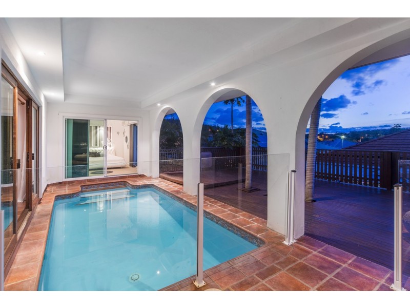 30 Tee Trees Boulevard, Arundel QLD 4214