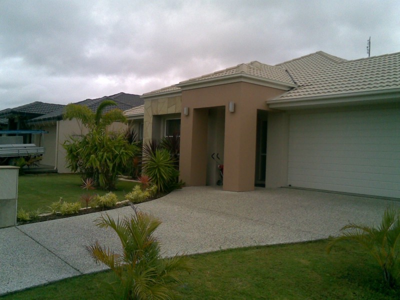 24 Iridium Drive, Hope Island QLD 4212