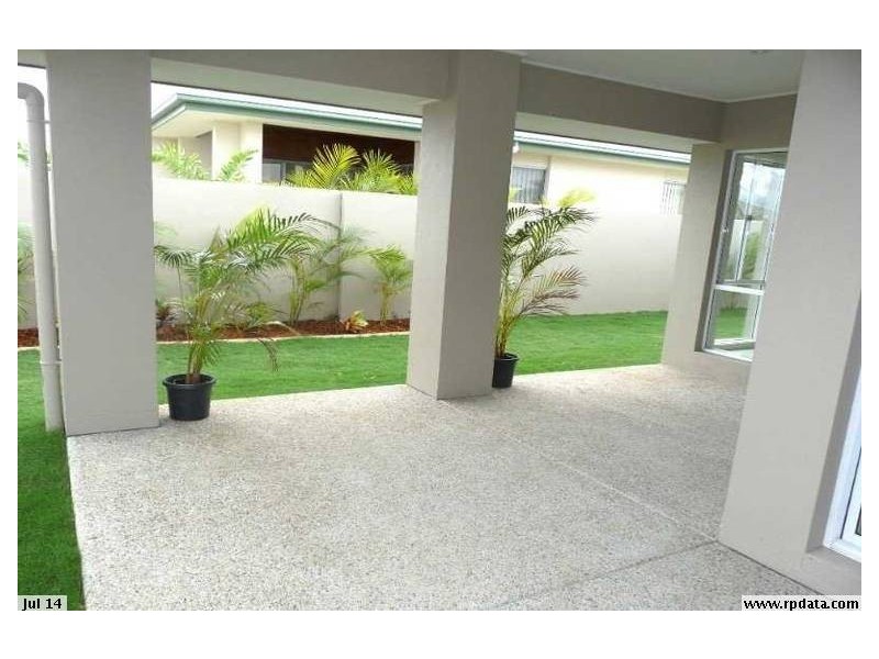 24 Iridium Drive, Hope Island QLD 4212