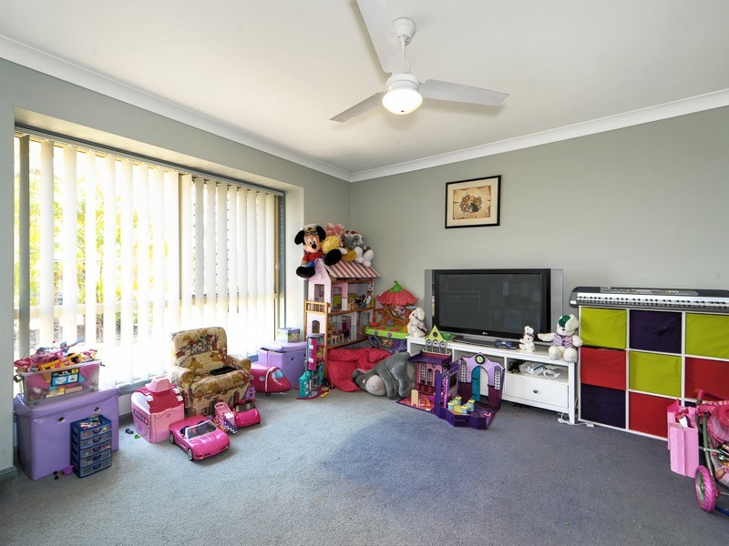 5 Pearwood Lane, Robina QLD 4226