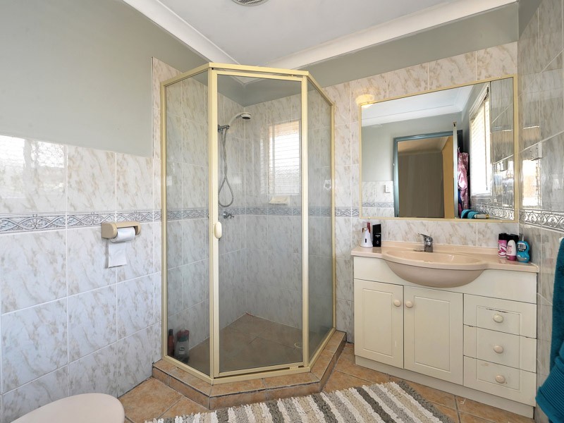 5 Pearwood Lane, Robina QLD 4226