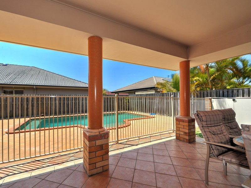 5 Pearwood Lane, Robina QLD 4226