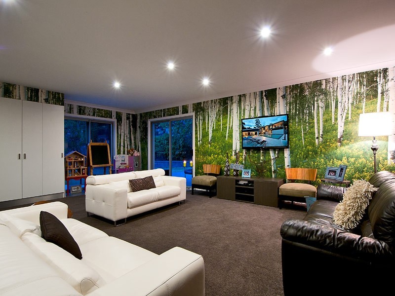 19 Lily Crescent, Nerang QLD 4211