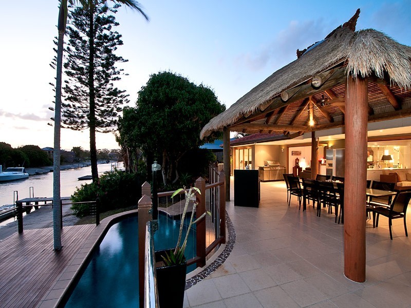 80 Salerno Street, Isle Of Capri QLD 4217