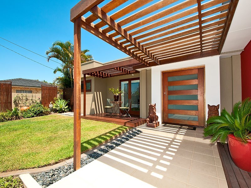 80 Salerno Street, Isle Of Capri QLD 4217