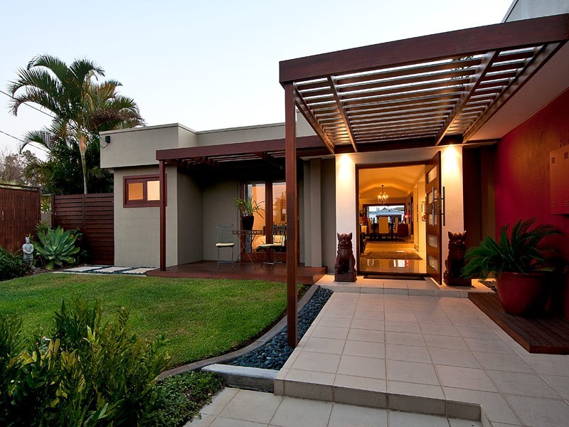 80 Salerno Street, Isle Of Capri QLD 4217