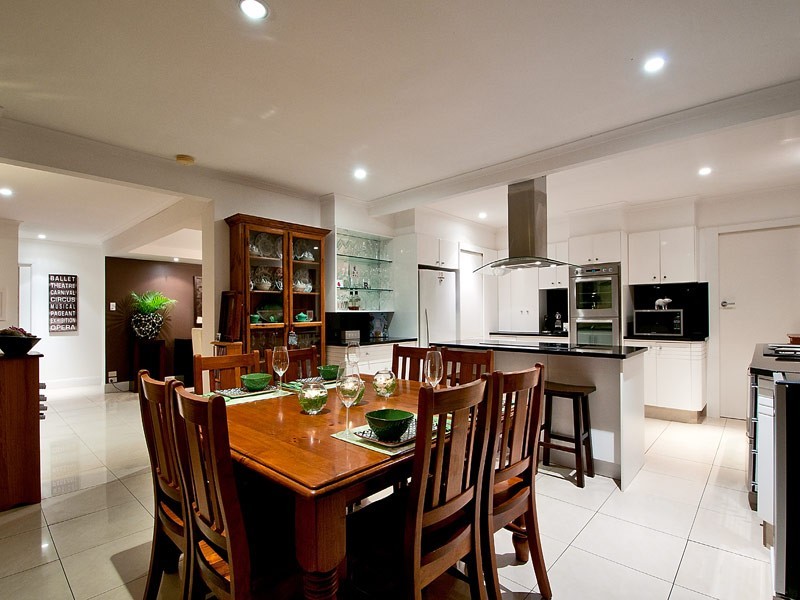 80 Salerno Street, Isle Of Capri QLD 4217