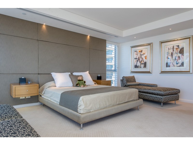 8 ‘Vogue’ 5 Broadbeach Boulevard, Broadbeach QLD 4218