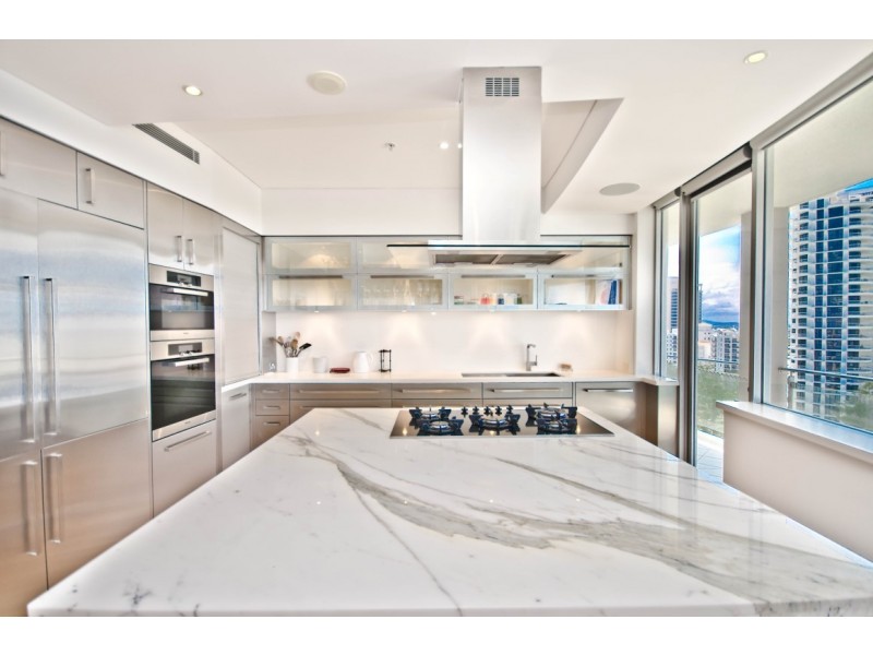 15 ‘Vogue’, 5 Broadbeach Boulevard, Broadbeach QLD 4218