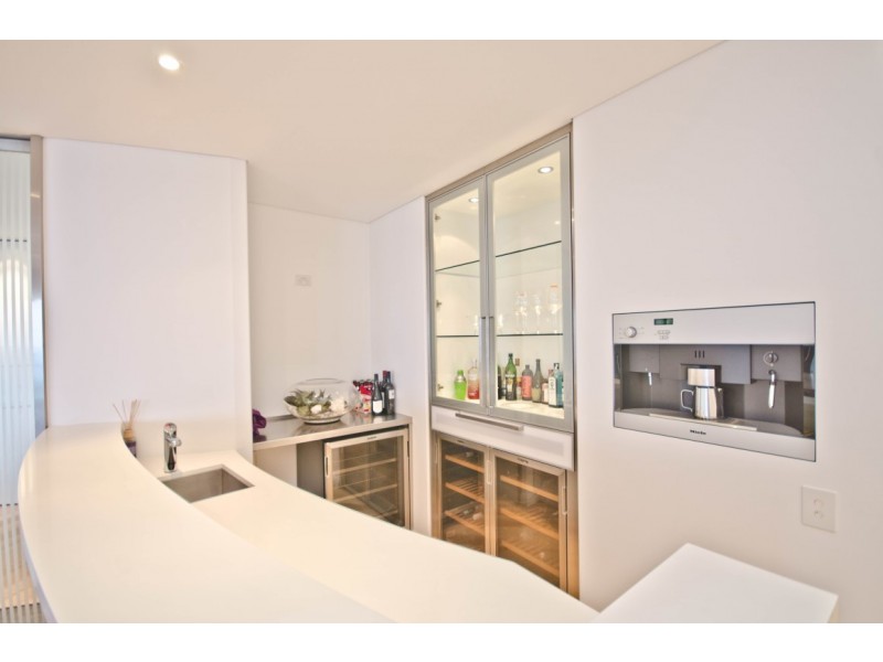 15 ‘Vogue’, 5 Broadbeach Boulevard, Broadbeach QLD 4218